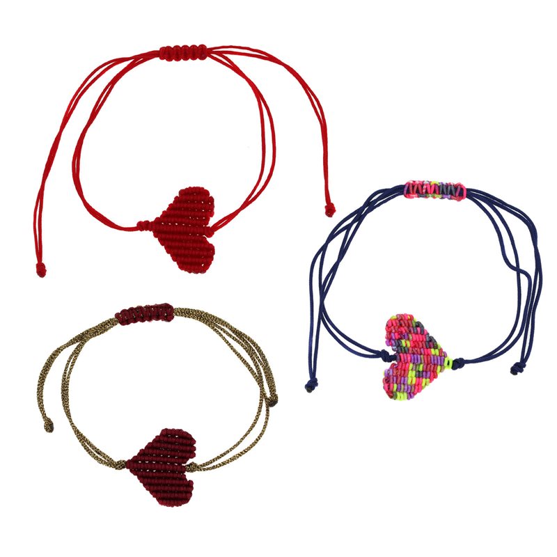 Bracelet with Macrame Heart